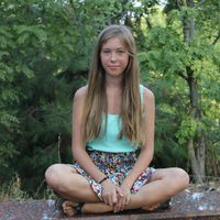 Юля Орехова