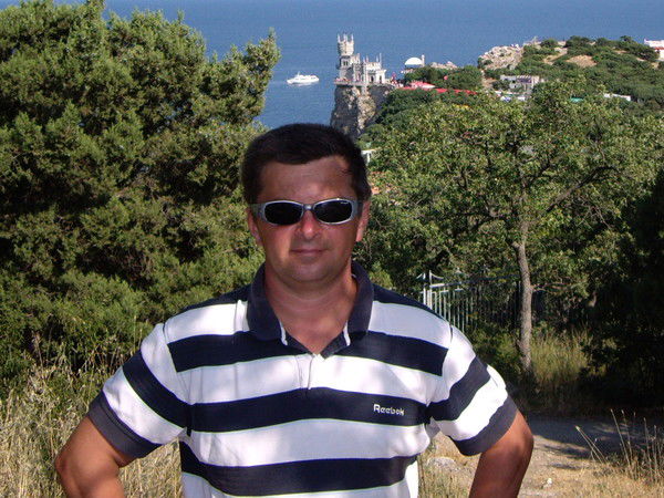 Александр Плахотник