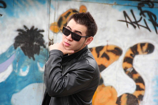 Bro In. Kazakh [D.bro]