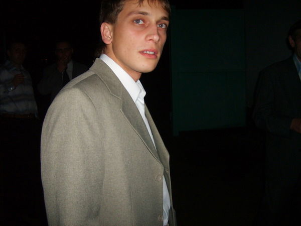 Александр Колесников