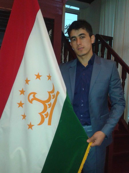 Фируз Холов