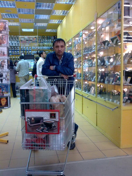 Ильхам Базарбаев