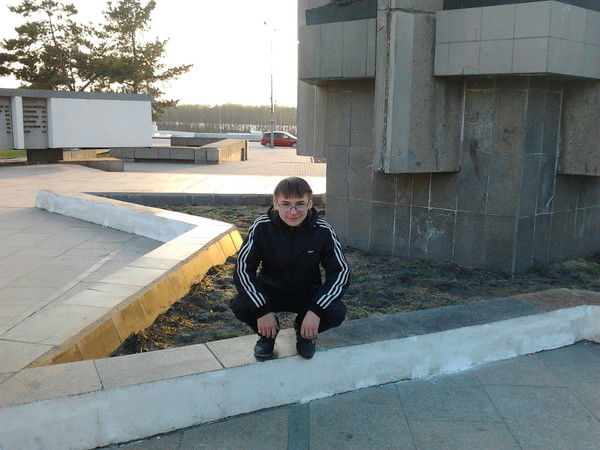 Денис Тонконоженко