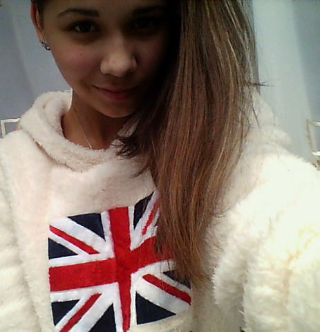 Амinka Biktiмiroва