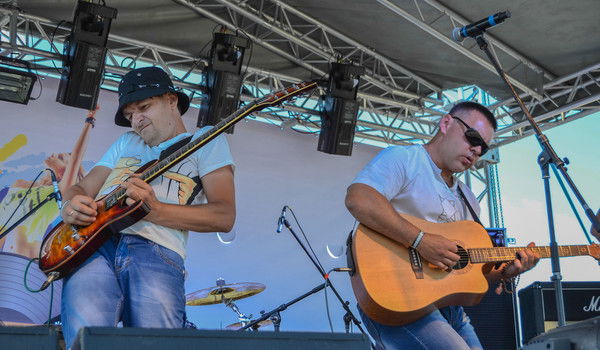 Дэн Издольный