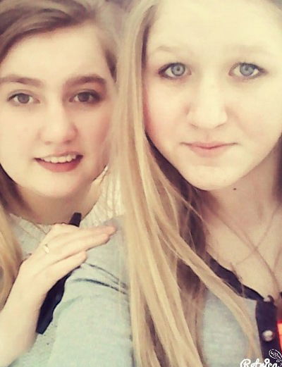 Оленька Сафронова