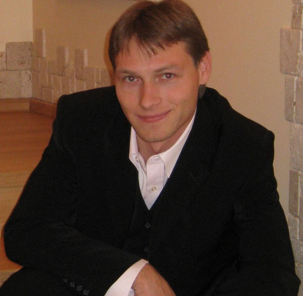 Михаил Ильин