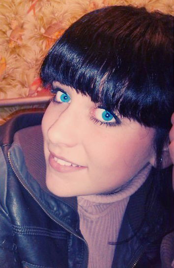 *брюнеточка* ))