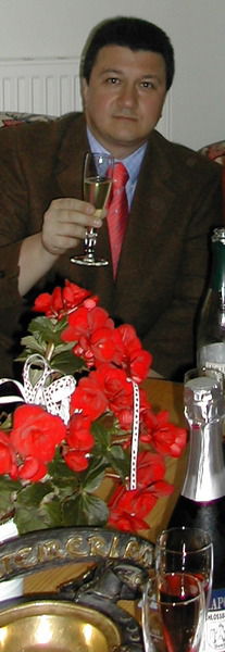 Вартан Суджян