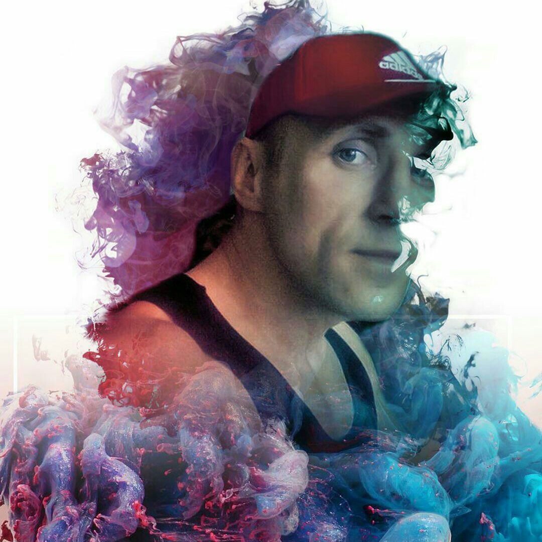 Александр ...