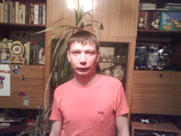 Максим Панарин