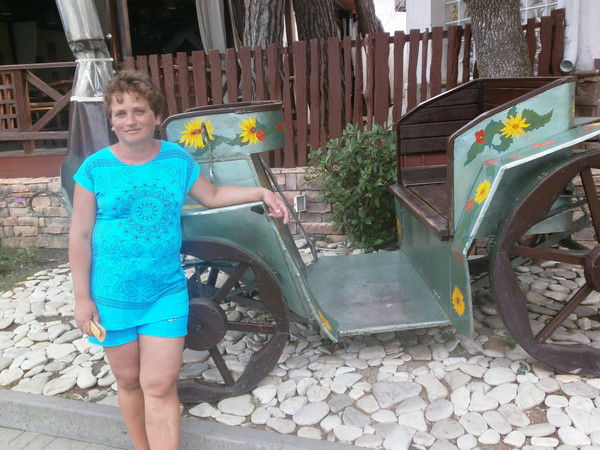 Таня Уварова