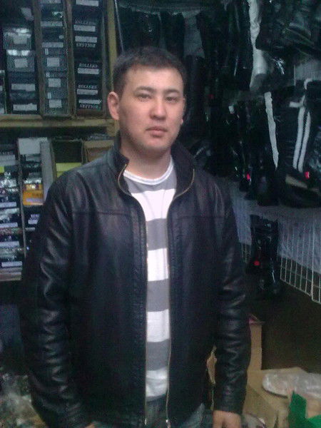 Данияр Карачикеев