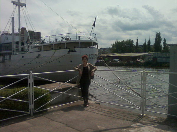 Лариса Меньшикова