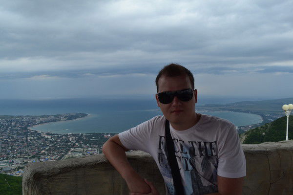 Артем Чернов