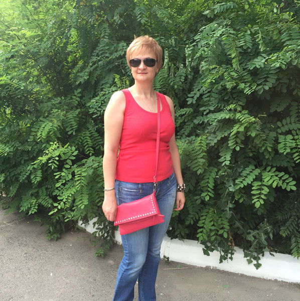 Лариса Иванова