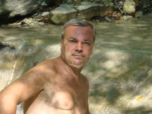 Андрей Новиков