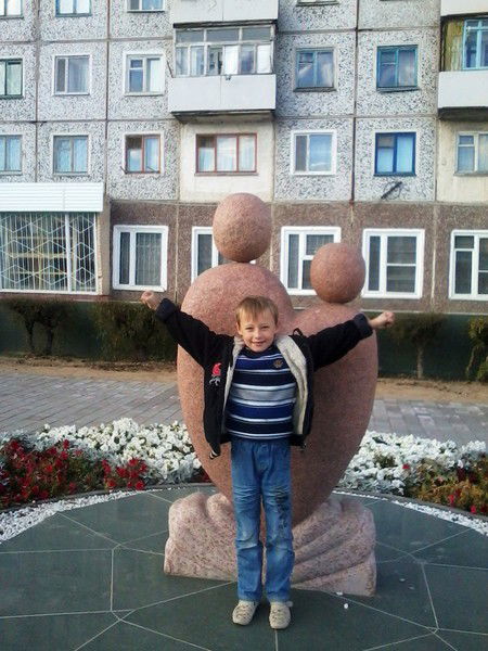 Влад Ткачук