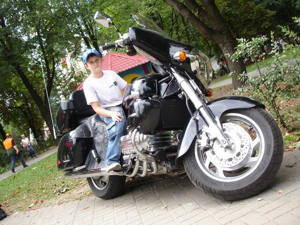 Ваня Макдзюк