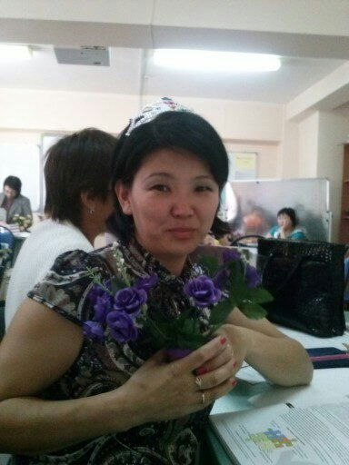 Лаура Жакенова