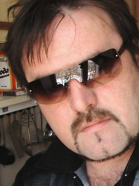 Олег Лазарев