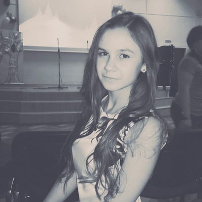 Анна Корчагина