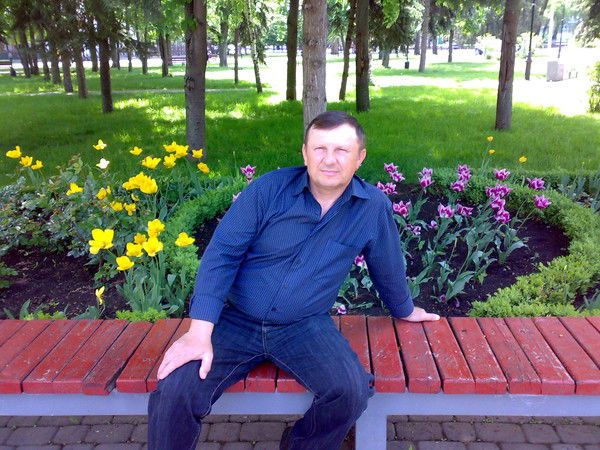 Виктор Викторов