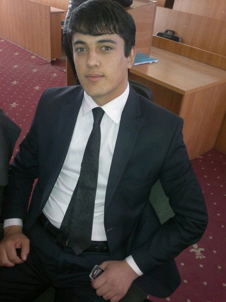 Дилошуб Розиков