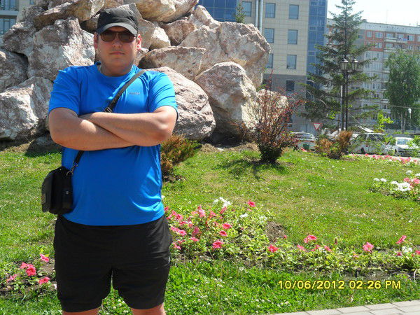 Стас Иванов