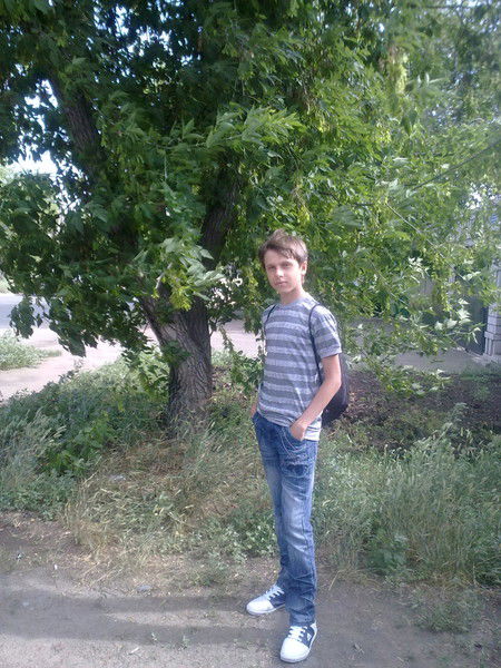 Даниил Лавриков