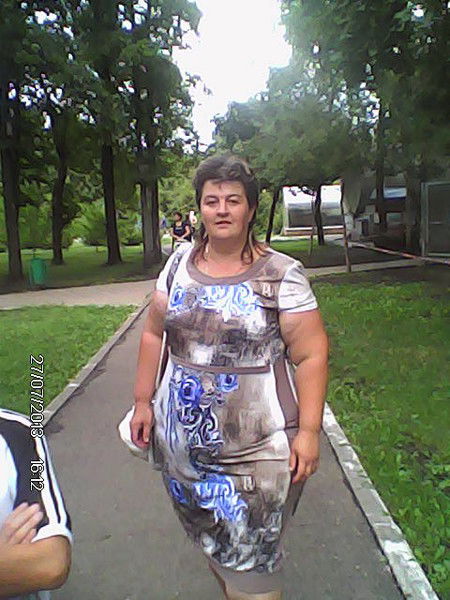 Лена Платонова