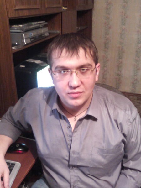 Андрей Коновалов