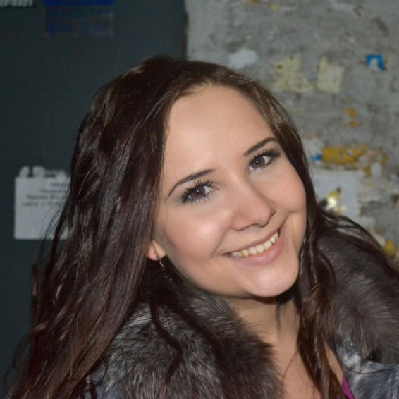 Аня Каменева