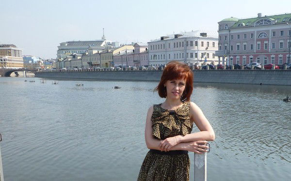 Лариса Зуйкова