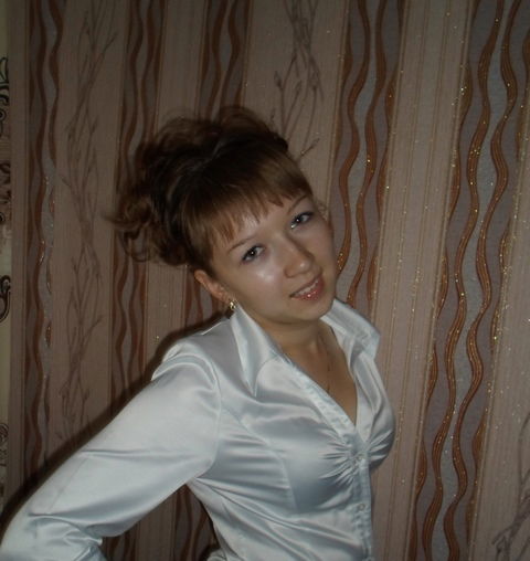 Аня Уракова