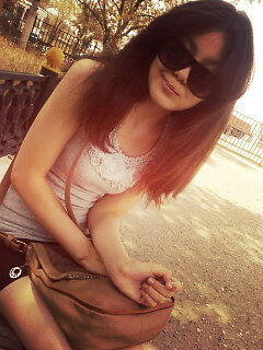 *_-Sweet-_* *_-Girl-_*