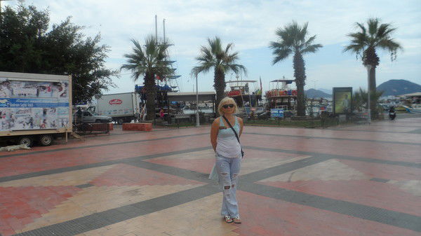 Женя Баранова