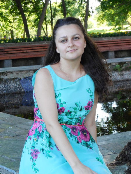 Анна Кукинова