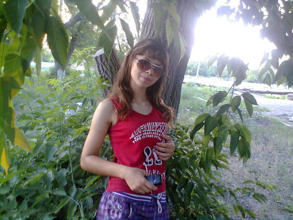 Наденька Глухова