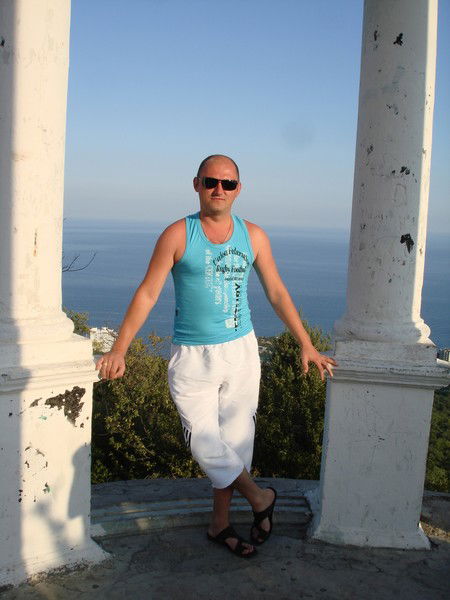 Дмитрий Науменко