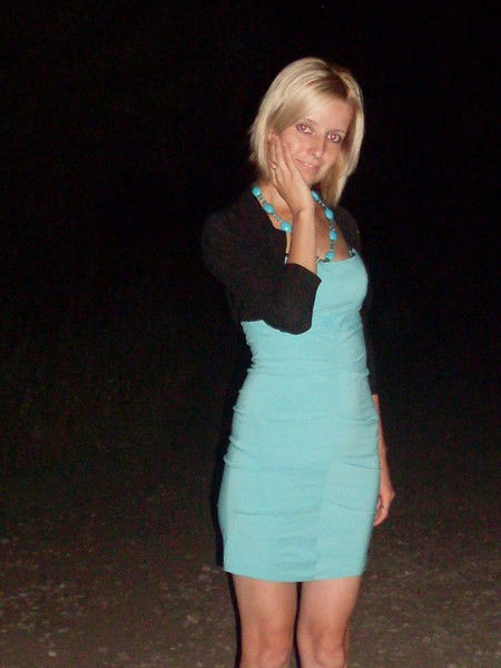 Лена Синёва