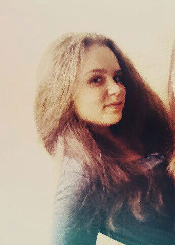 Юля Краснощёкова