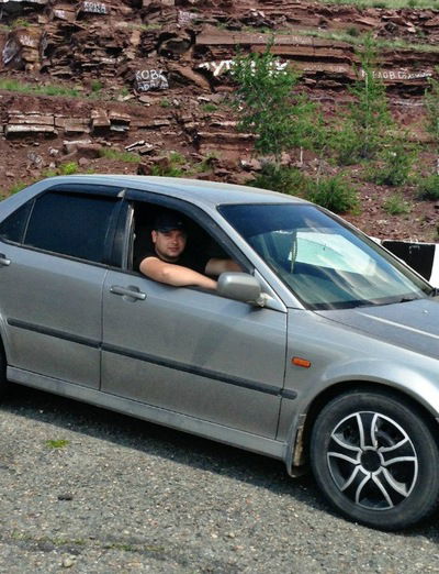 Андрей Глазков