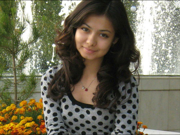 Бахара Сабурова