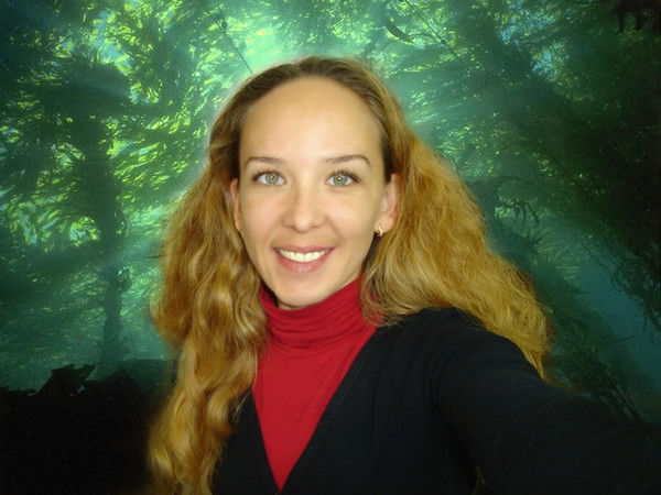 Оля Карелова