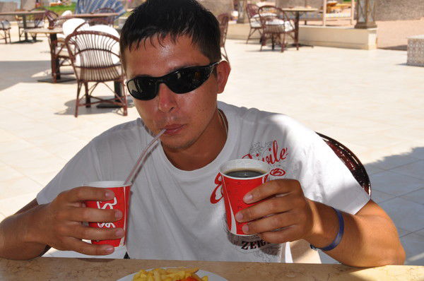 Андрей Макаров