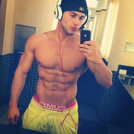 Олег Малышев