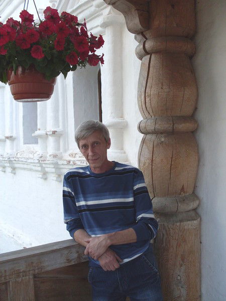 Александр Петров