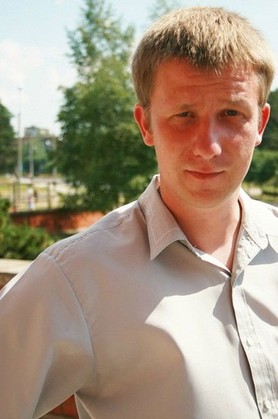 Артем Бобров