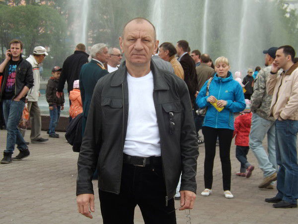Юрий Романов